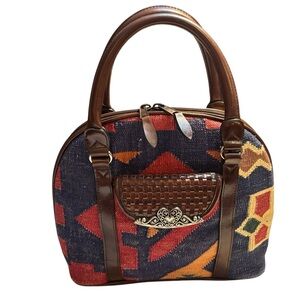 Vintage Laura Gayle Legacy
Southwestern Style Handbag Purse Satchel Shoulder Bag
